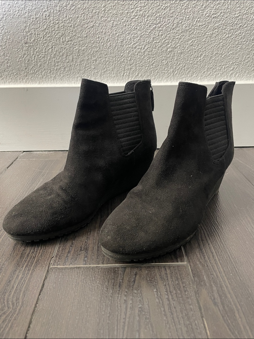Dr. Scholl's Black Suede Wedge Chelsea Ankle Boots - Picture 4 of 5
